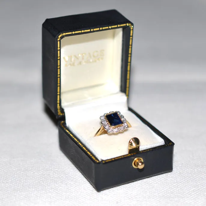 18ct Sapphire & Diamond Ring