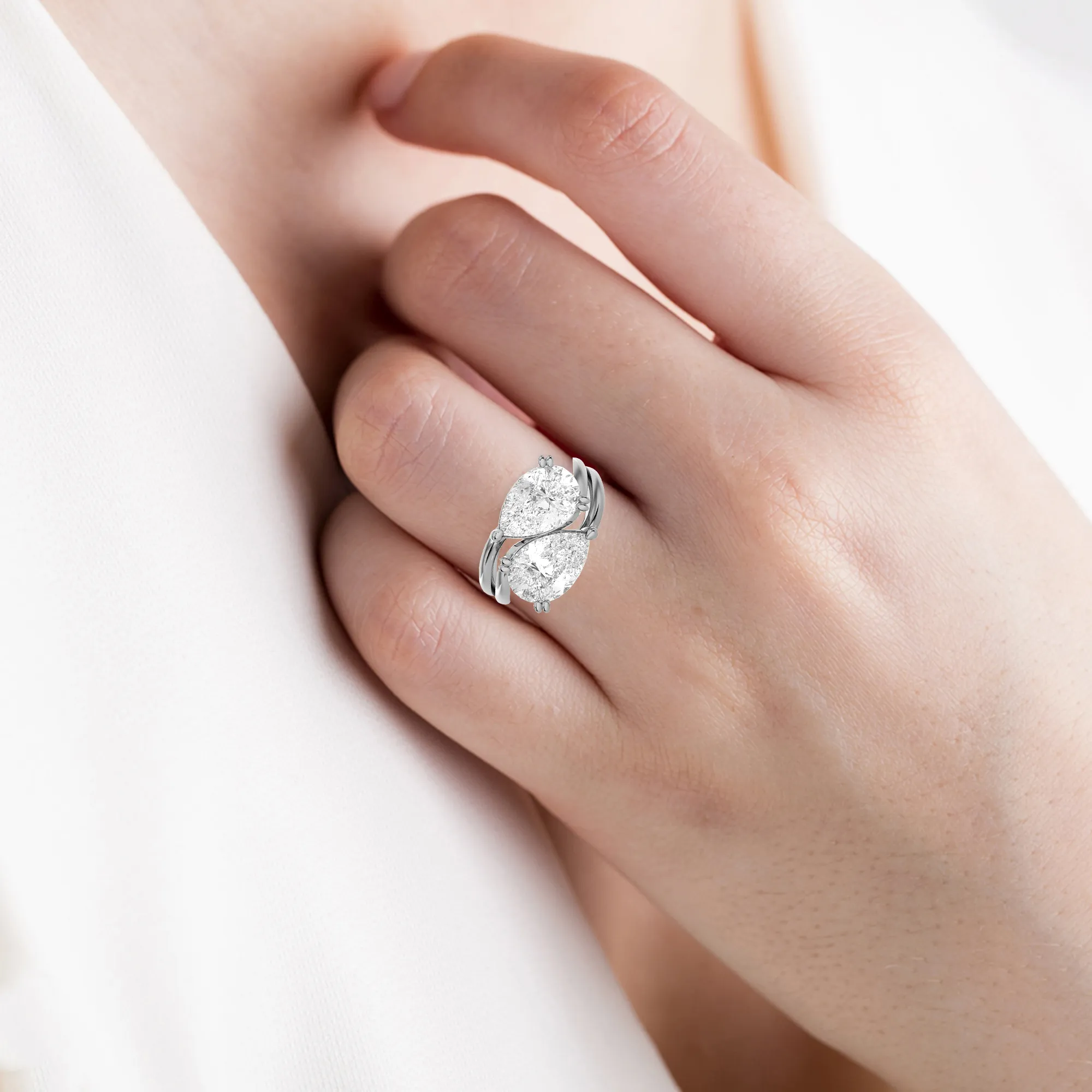 2 ctw Pear-Shaped Lab Grown Diamond Ring