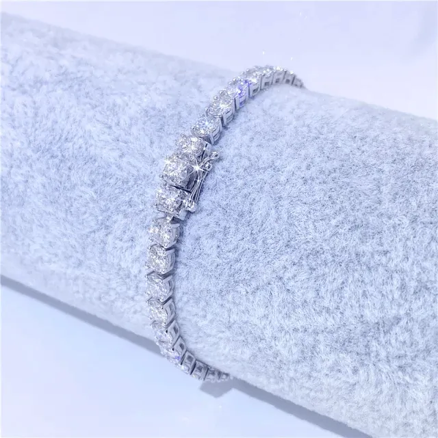 4mm Moissanite Tennis Bracelet