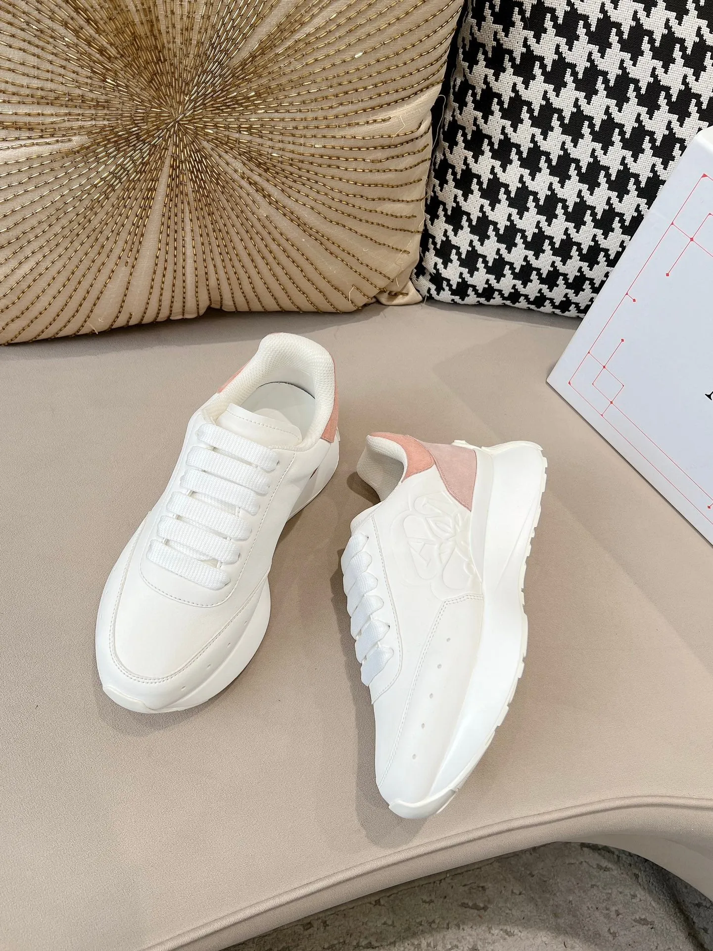 ALMC Women's Sprint Runner in White Coral & Powder Pink Sneakers-008