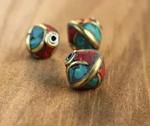 Alternating Colors Traditional Bead