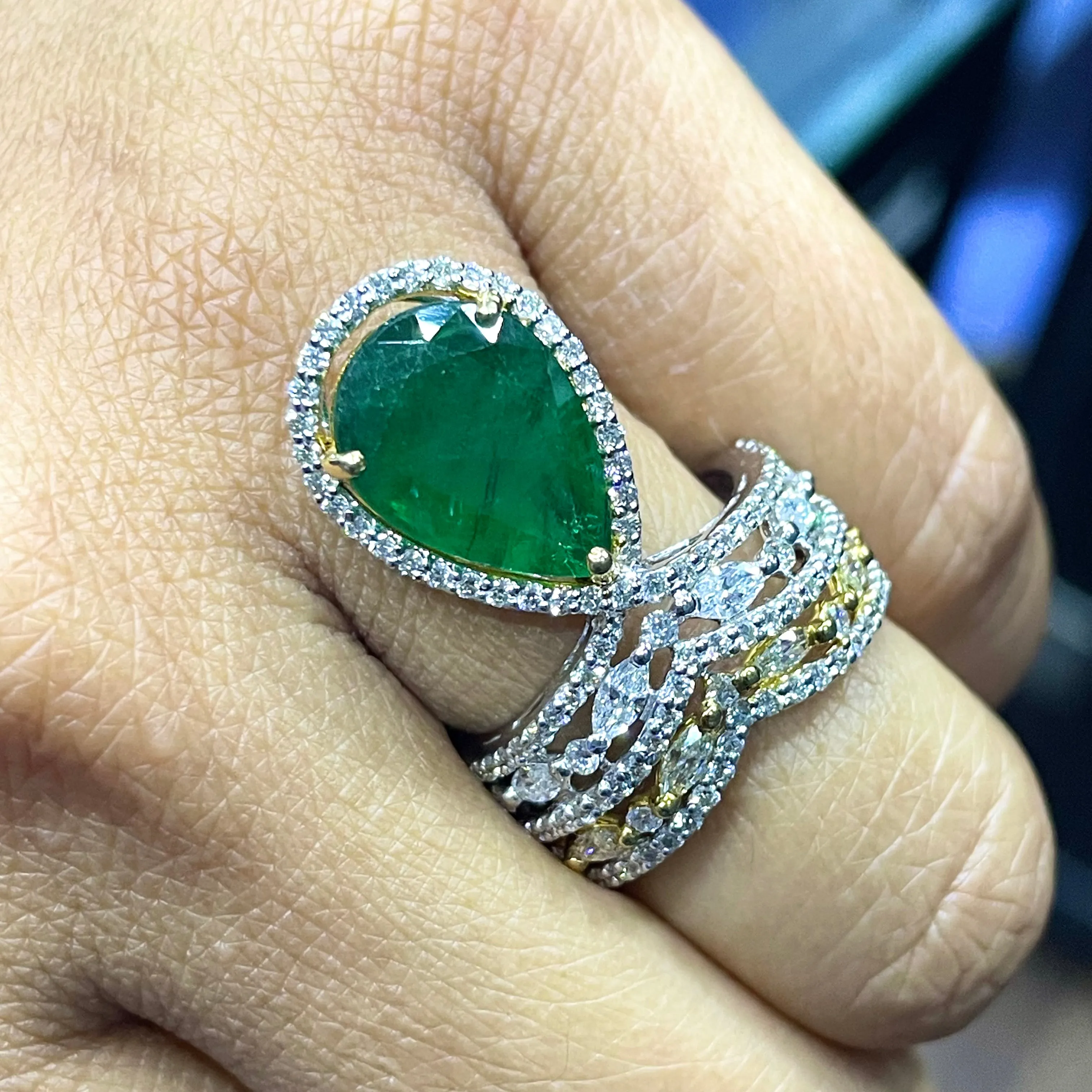 Beauvince Danya Emerald & Diamond Ring (6.83 cts Emerald & Diamonds) in Gold