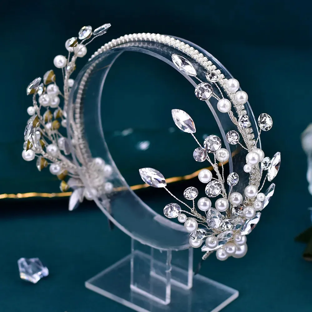 Bridal Flower Headband: Elegant Wedding Accessory