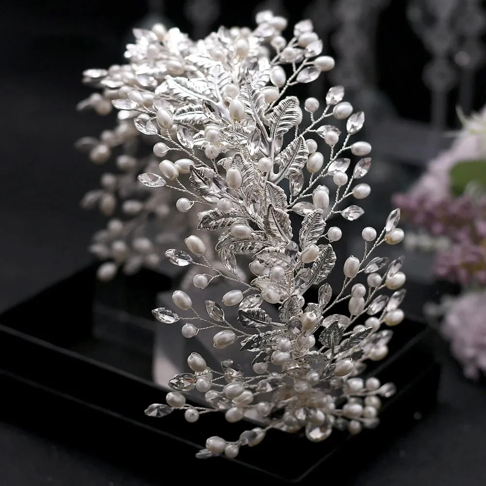 Bridal Flower Headband: Elegant Wedding Accessory