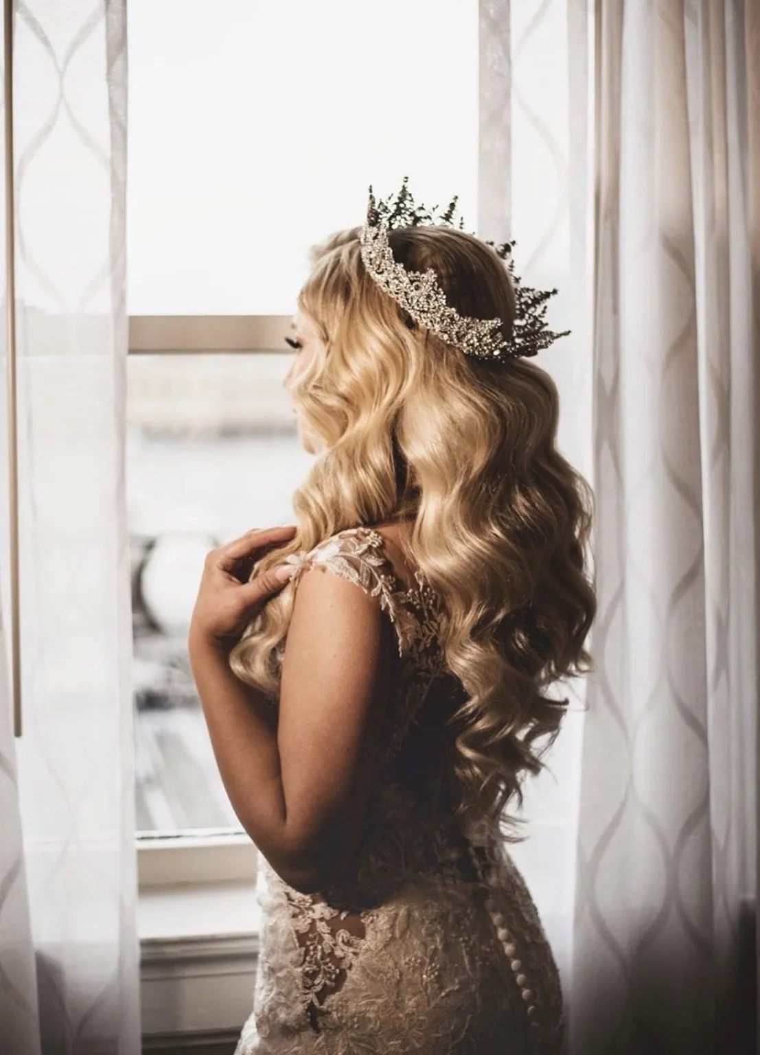 GIA Gold Full Crown