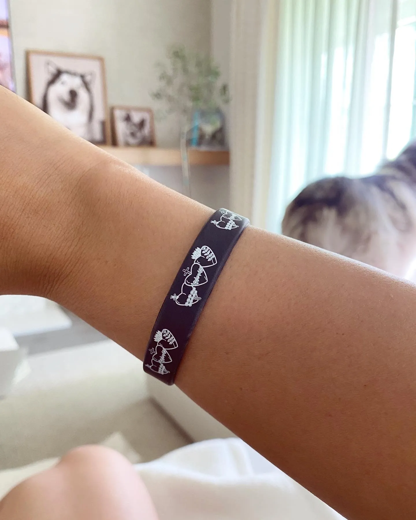 Holy Family Hearts® Wristband