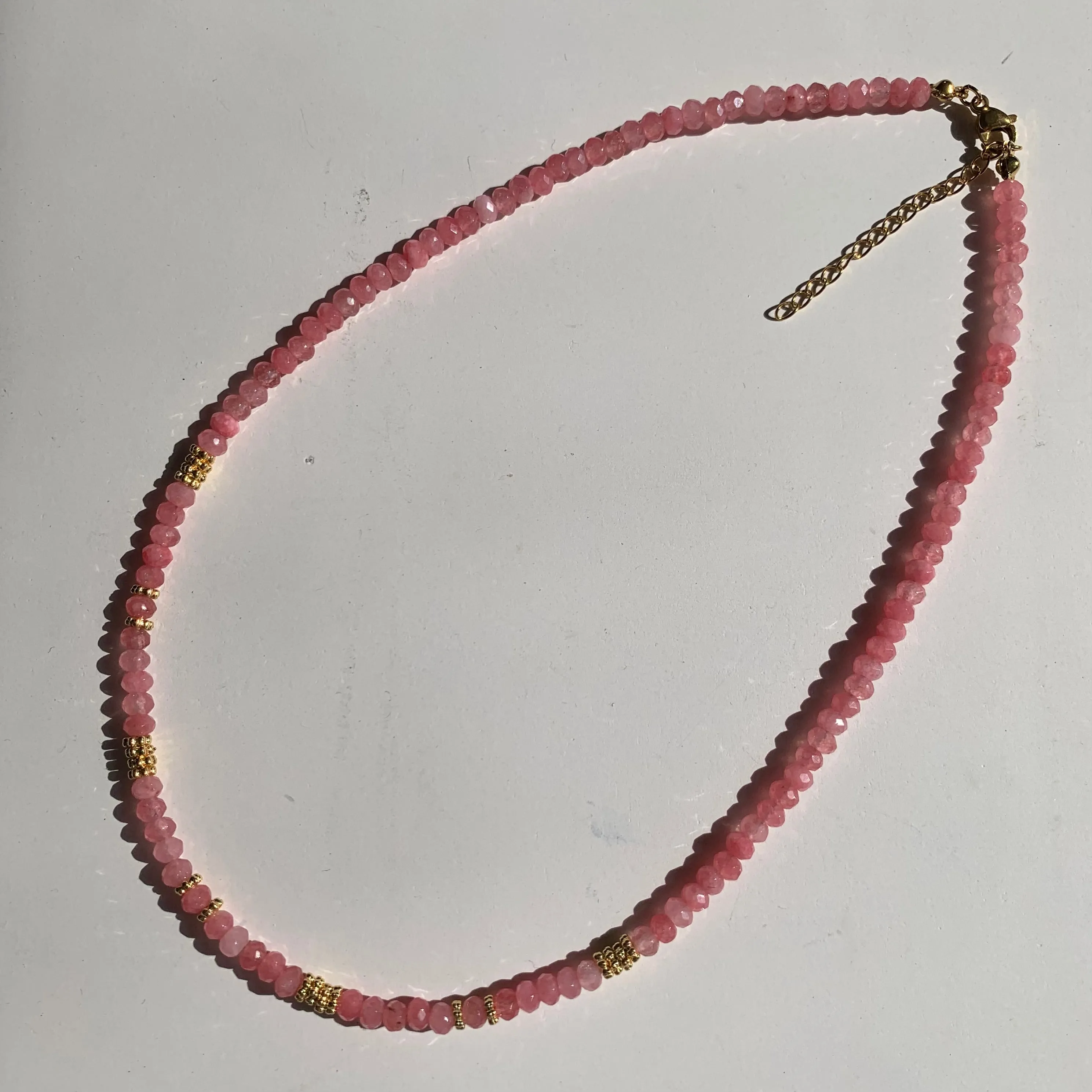 ISLA PINK BEADED NECKLACE