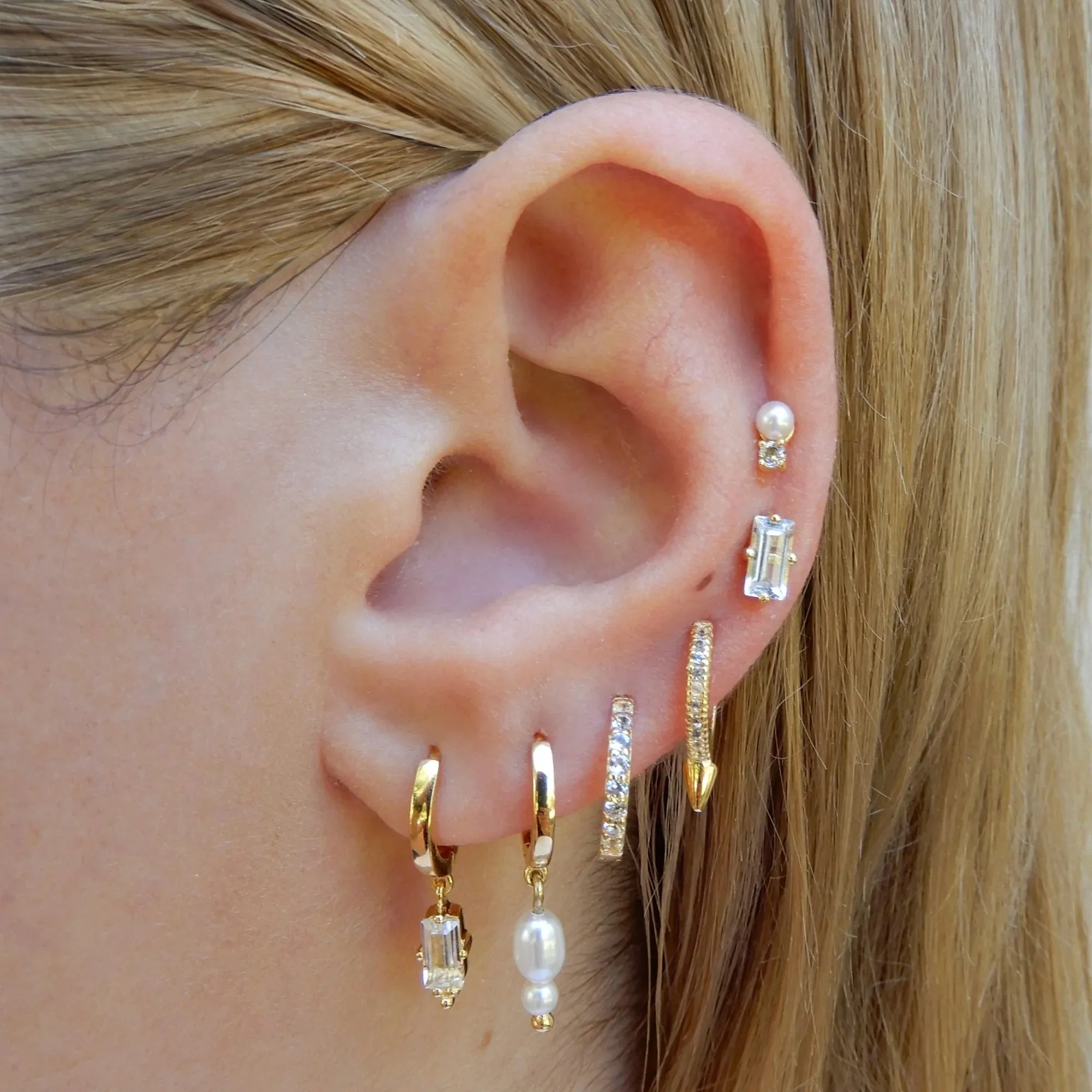 MURKANI Hanging Baguette Huggie CLEAR QUARTZ GOLD