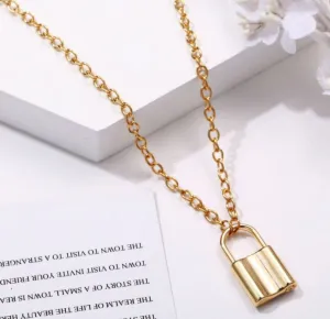 N1120 Gold Padlock Necklace with FREE Earrings