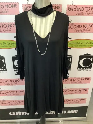 Red Coral Open Sleeve Tunic (Size XXL)