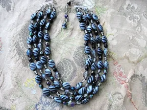 SPARKLING Grey Black Art Glass and Cut Crystal Bead Necklace Glittering High Quality 50s Multi Strand Necklace,Day Evening or Bridal Jewelry