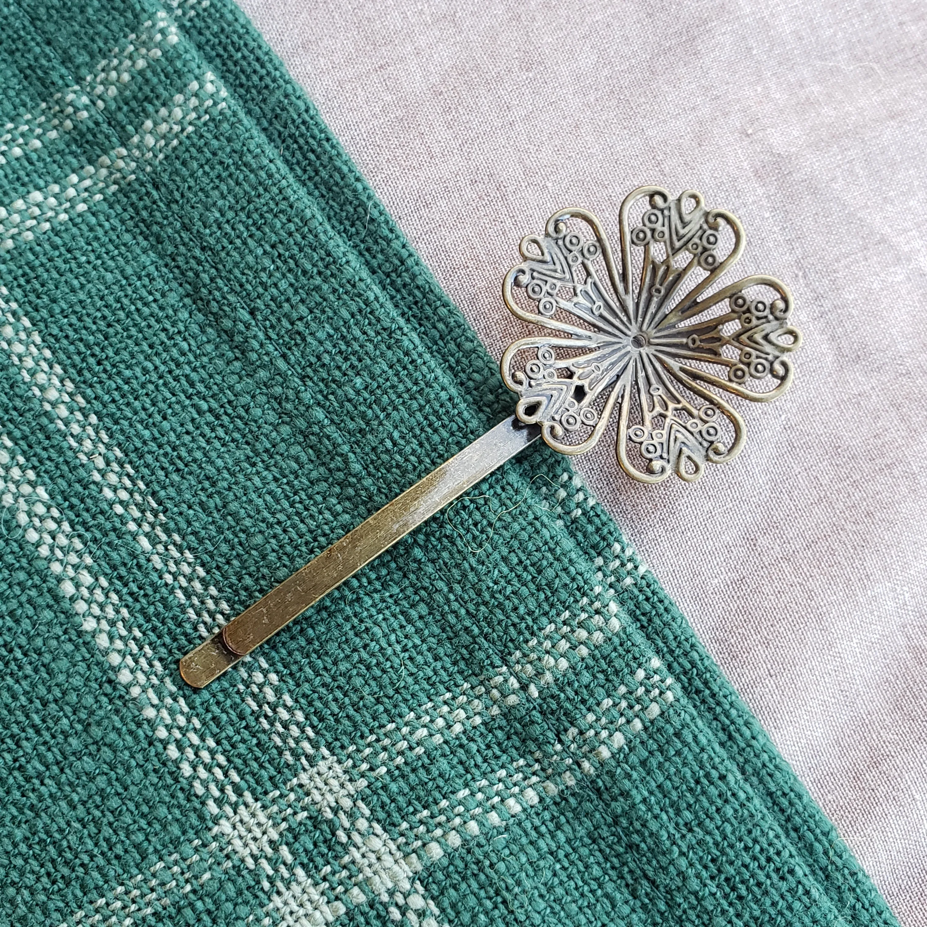 Tiny Brass Flower Hairpin