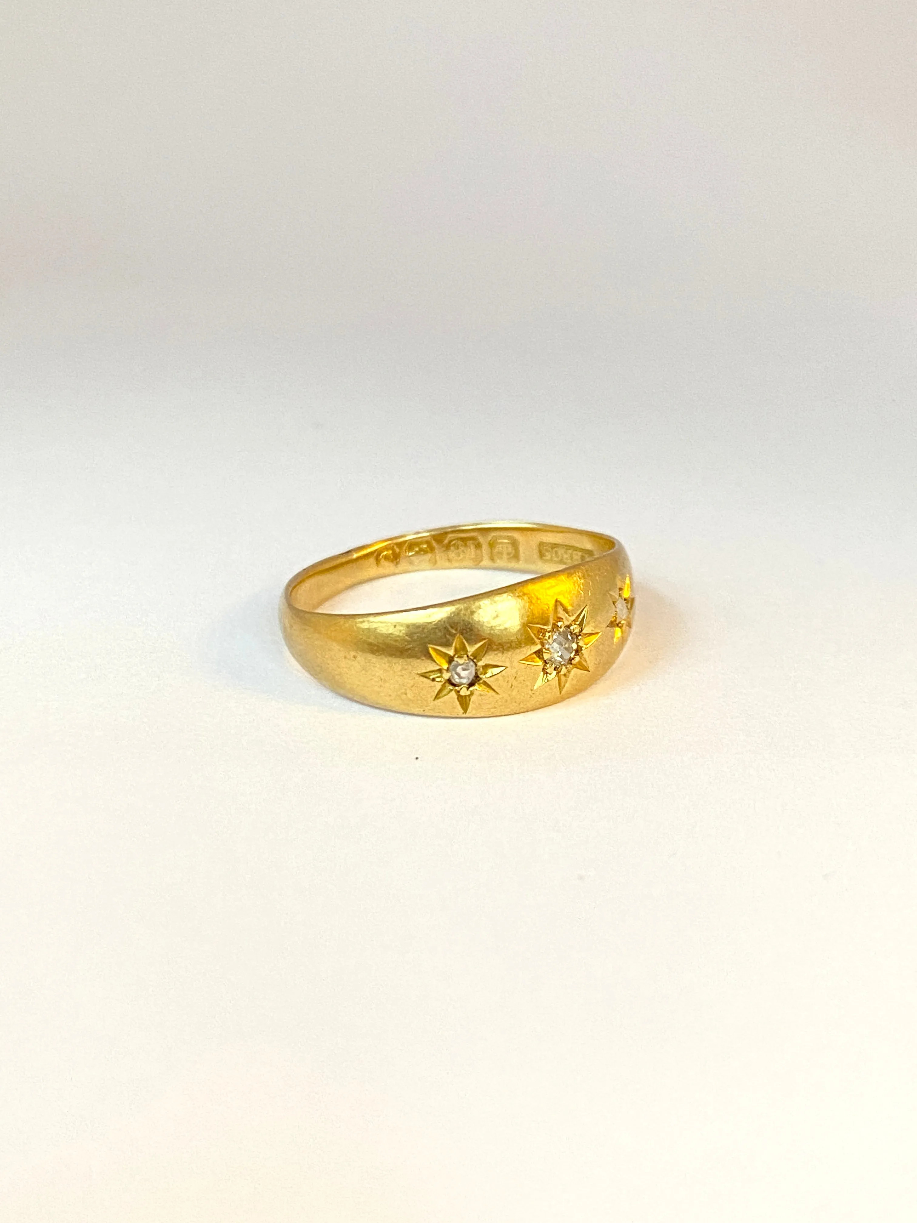 Vintage, 18ct Gold, Diamond, 3 Star, Gypsy Starburst Ring, Hallmarked 18ct Gold, Birmingham, 1942