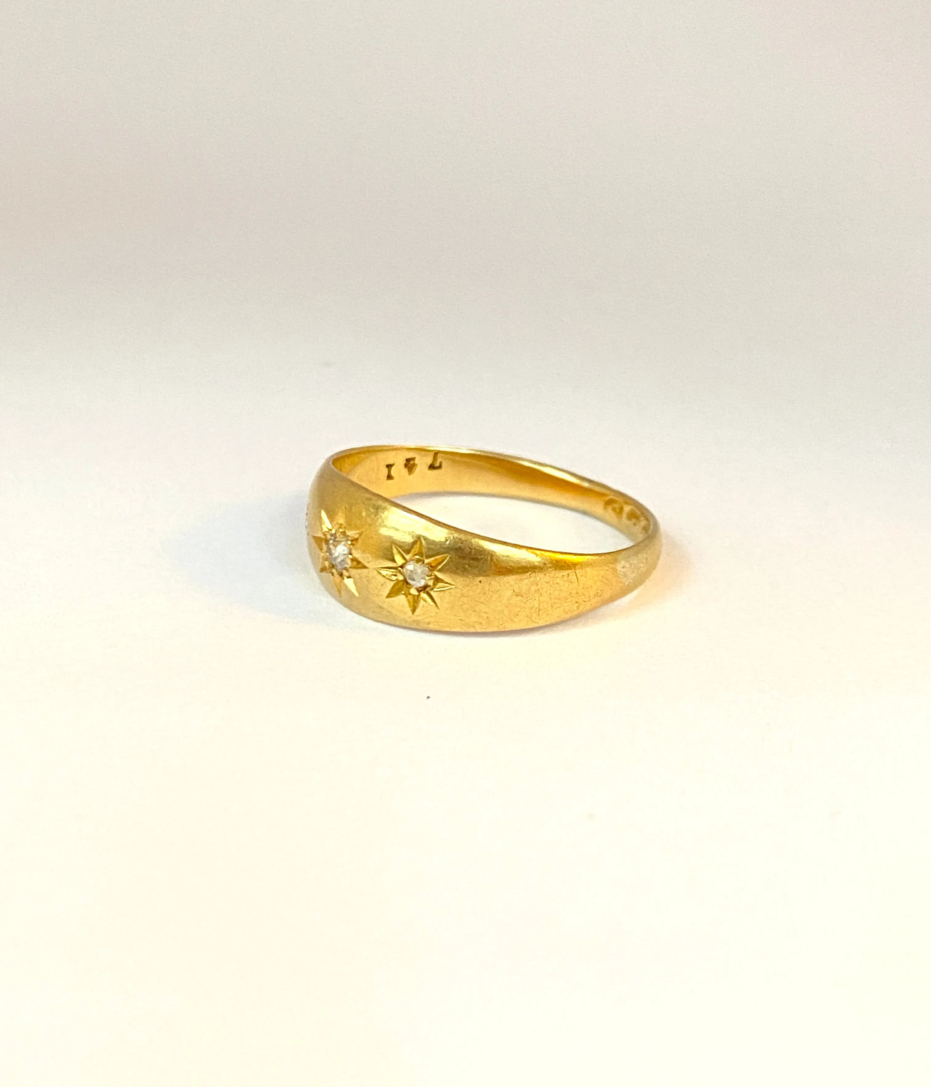 Vintage, 18ct Gold, Diamond, 3 Star, Gypsy Starburst Ring, Hallmarked 18ct Gold, Birmingham, 1942