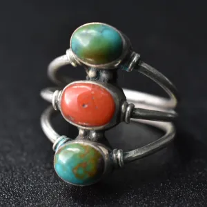 Vintage Handmade Tibetan Turquoise and Coral Silver Ring Jewellery