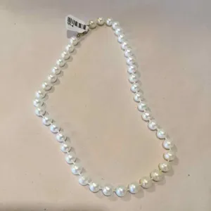 White Beaded Pearl Necklace